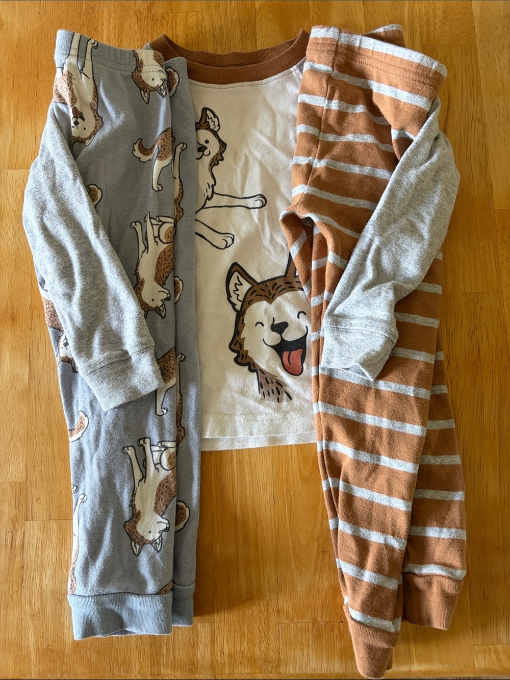 Kids Husky Graphic Pajama Set - Cream & Gray